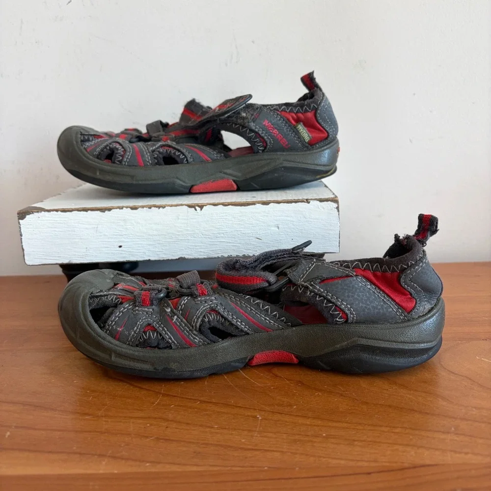Merrell Hydro Kids Water Sandals Grey Red Leather Closed Toe MC55688 Size 12M